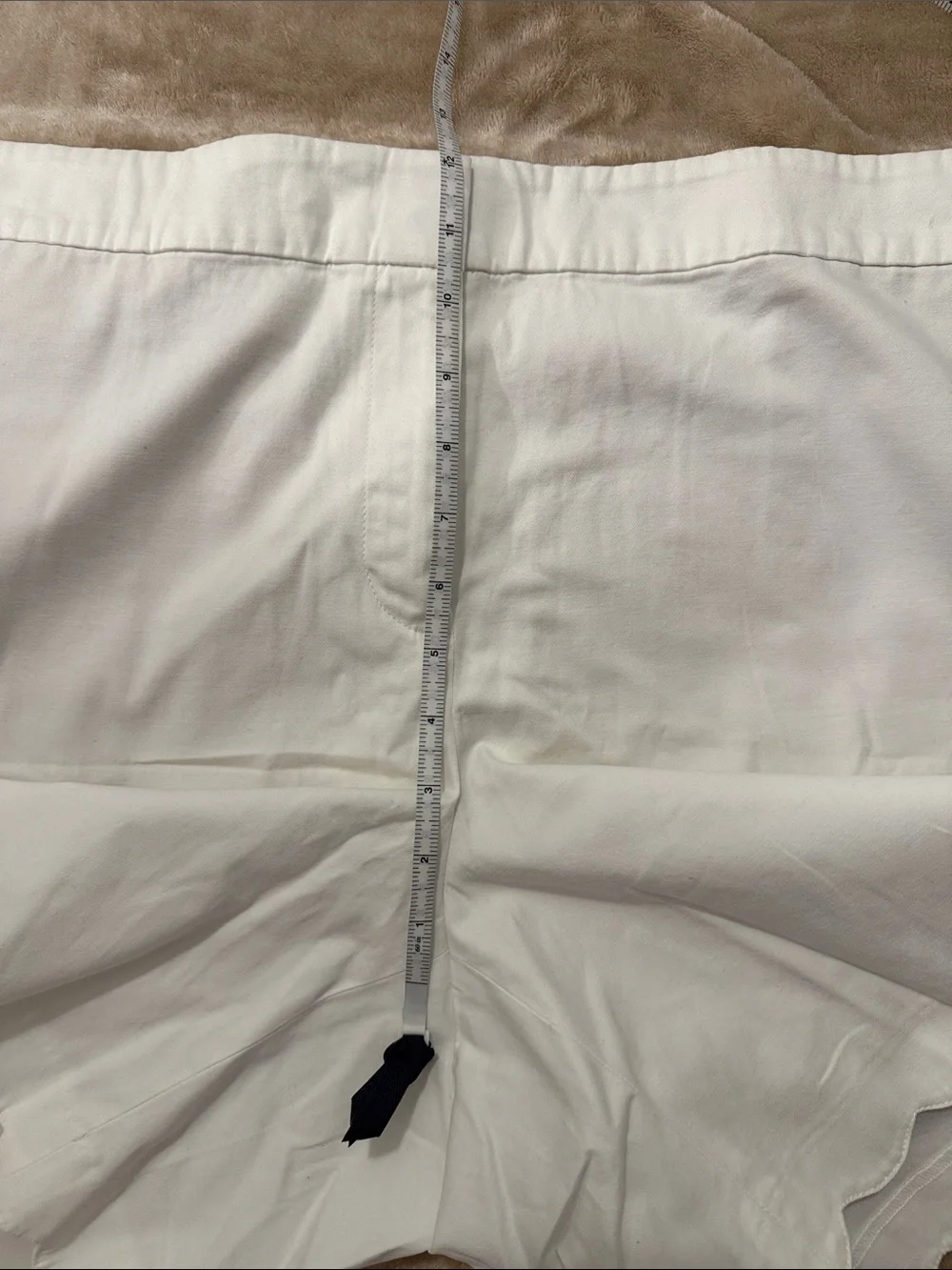 Talbots White Scallop-Hem Bermuda Shorts NWOT - Picture 5 of 10